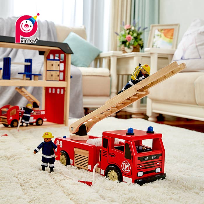 Pintoy Large Wooden Fire Engine